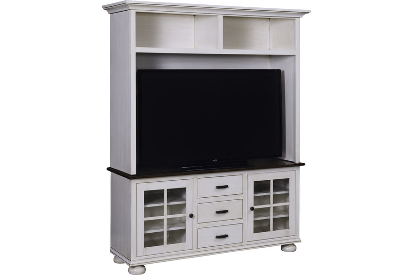 Kaitlyn TV Hutch