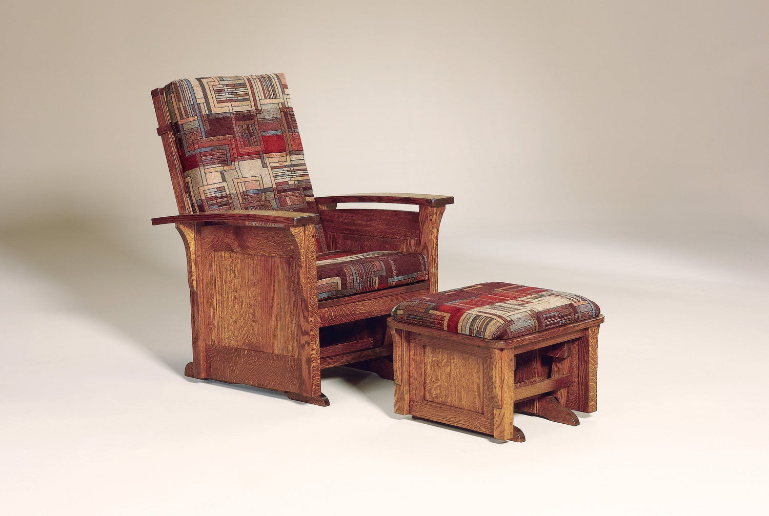 Living Room - Chairs & Ottomans