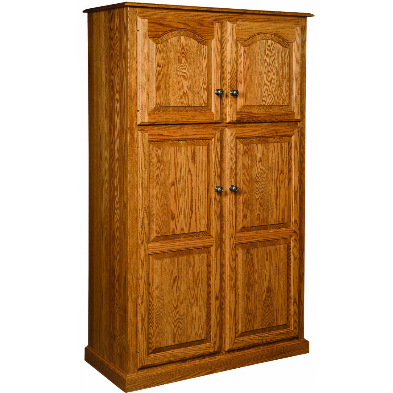 Lux Traditional 4-Door Pantry w/rollout shelf