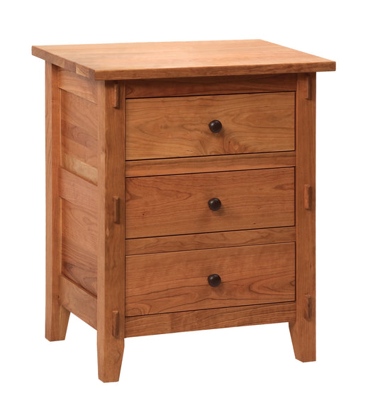 Bungalow Nightstand, 3 Drawers